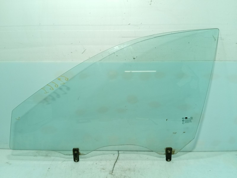 Recambio de luna delantera izquierda para kia cerato i sedán (ld) 1.6 referencia OEM IAM 824102F011  