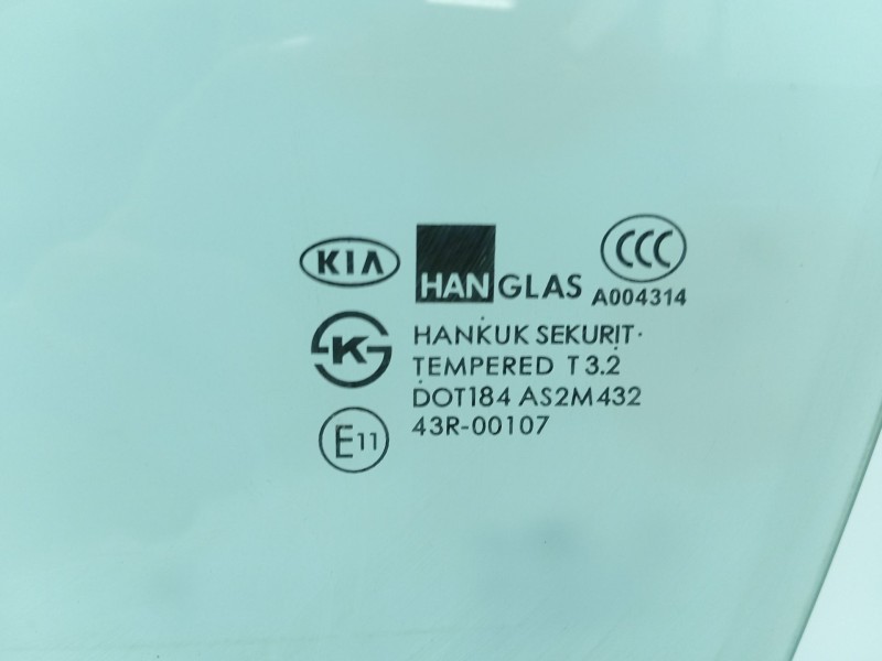 Recambio de luna delantera izquierda para kia cerato i sedán (ld) 1.6 referencia OEM IAM 824102F011  