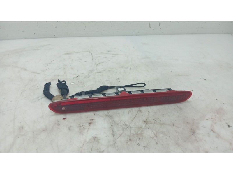 Recambio de luz central de freno para fiat punto (199_) 1.2 (199axz1a, 199bxz1a) referencia OEM IAM   