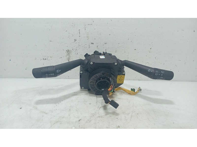 Recambio de mando volante para fiat punto (199_) 1.2 (199axz1a, 199bxz1a) referencia OEM IAM   