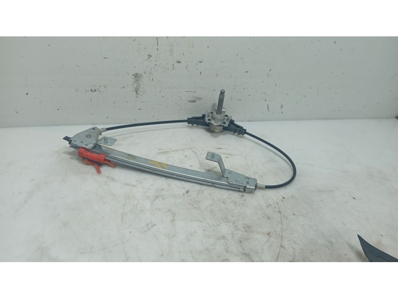 Recambio de elevalunas trasero derecho para fiat punto (199_) 1.2 (199axz1a, 199bxz1a) referencia OEM IAM 0000051723323  