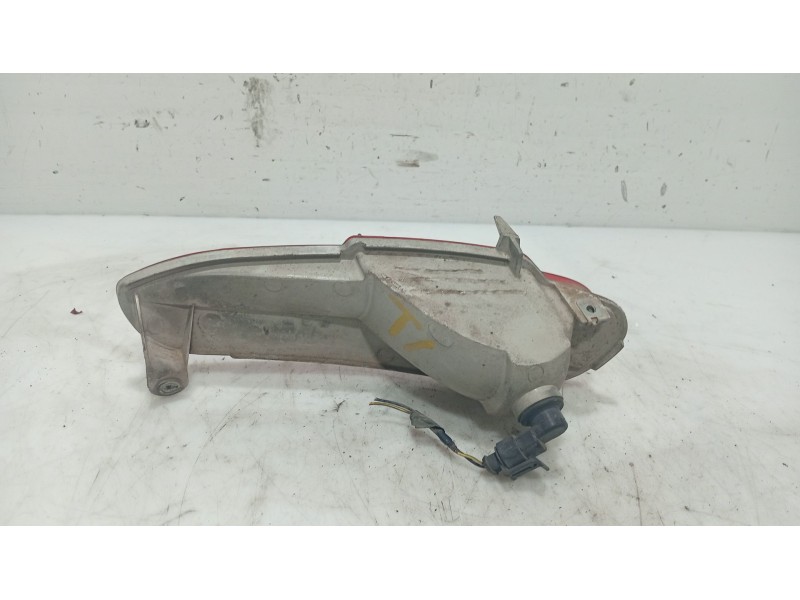 Recambio de piloto trasero izquierdo paragolpes para fiat punto (199_) 1.2 (199axz1a, 199bxz1a) referencia OEM IAM   