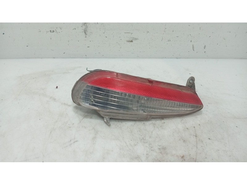 Recambio de piloto trasero derecho paragolpes para fiat punto (199_) 1.2 (199axz1a, 199bxz1a) referencia OEM IAM   
