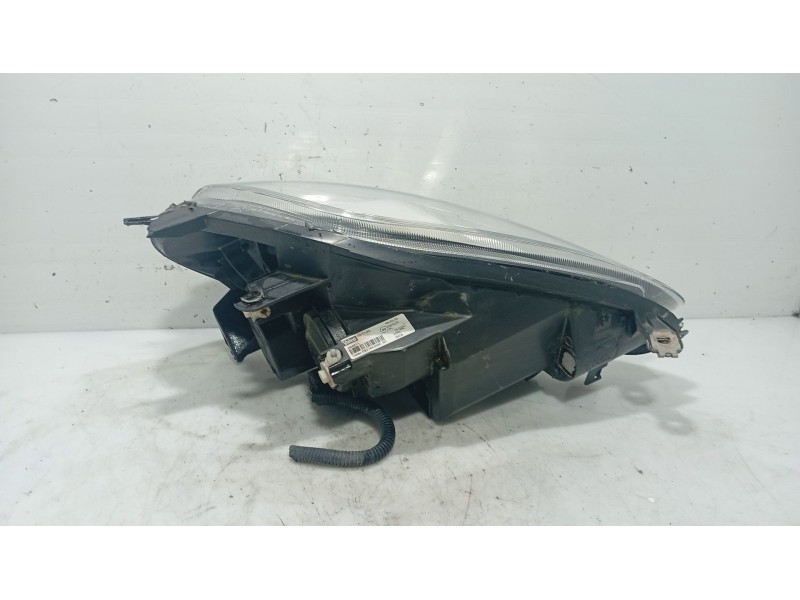 Recambio de faro izquierdo para fiat punto (199_) 1.2 (199axz1a, 199bxz1a) referencia OEM IAM 0000051937143  