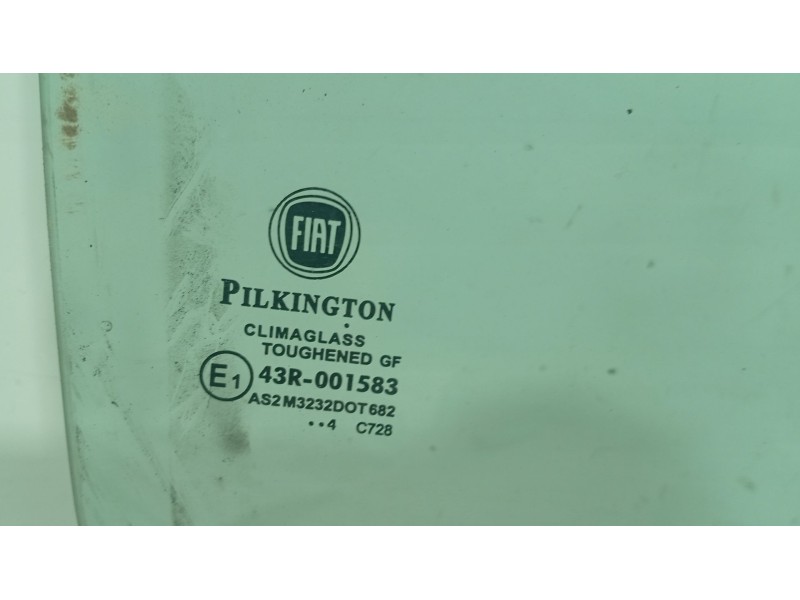 Recambio de luna trasera derecha para fiat punto (199_) 1.2 (199axz1a, 199bxz1a) referencia OEM IAM 0000051869145  