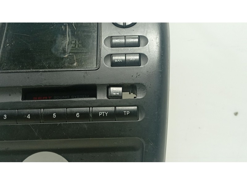 Recambio de moldura para seat ibiza ii (6k1) 1.9 sdi referencia OEM IAM   