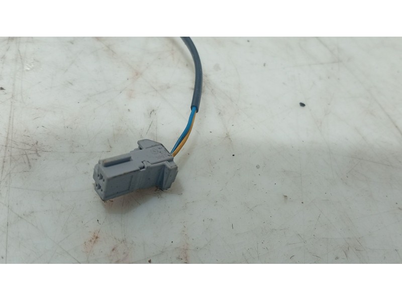 Recambio de anclaje cinturon delantero izquierdo para fiat punto (199_) 1.2 (199axz1a, 199bxz1a) referencia OEM IAM   