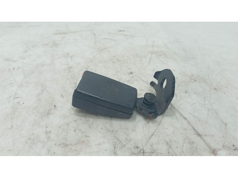 Recambio de anclaje cinturon trasero derecho para fiat punto (199_) 1.2 (199axz1a, 199bxz1a) referencia OEM IAM   