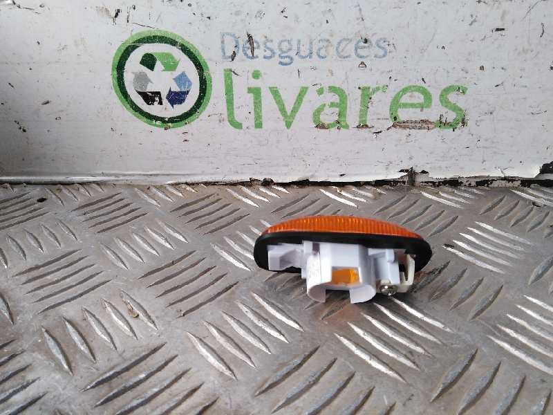 Recambio de piloto lateral derecho para  referencia OEM IAM 15524039  