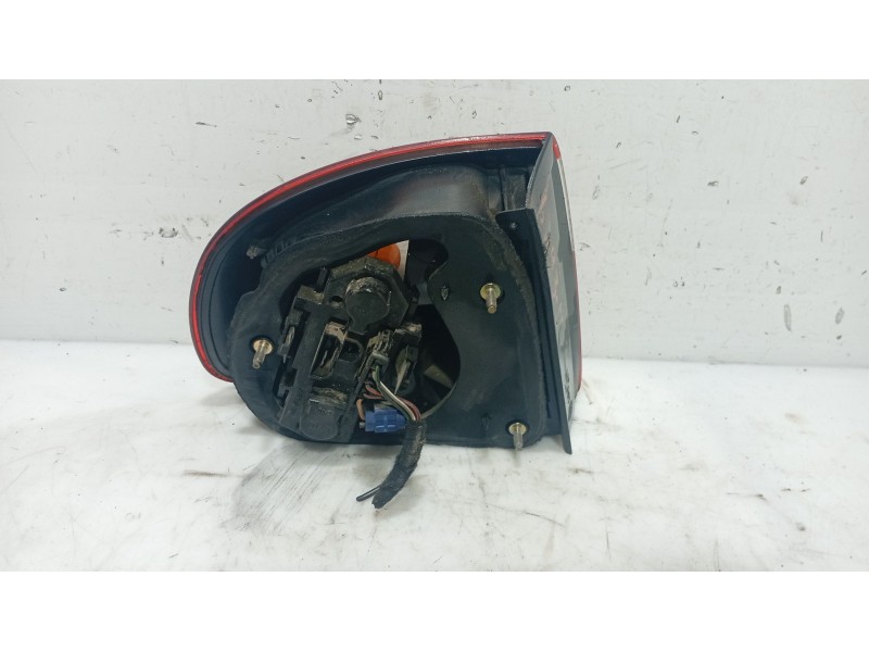 Recambio de piloto trasero derecho para seat toledo ii (1m2) 1.9 tdi referencia OEM IAM 1M594511201C  