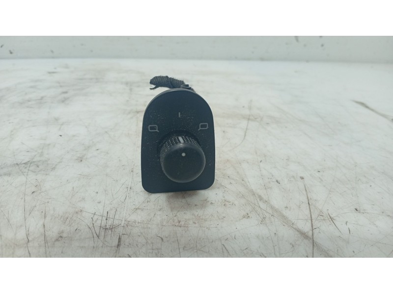 Recambio de mando retrovisor para seat toledo ii (1m2) 1.9 tdi referencia OEM IAM   