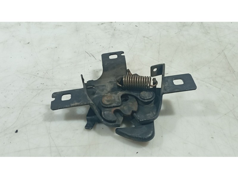 Recambio de cerradura capot para seat ibiza ii (6k1) 1.9 sdi referencia OEM IAM 6K0823503D  