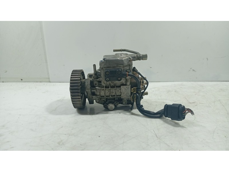 Recambio de bomba inyeccion para seat ibiza ii (6k1) 1.9 sdi referencia OEM IAM 038130107B  