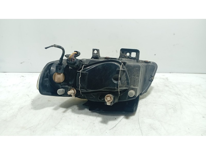 Recambio de faro izquierdo para seat ibiza ii (6k1) 1.9 sdi referencia OEM IAM 6K1941043A  