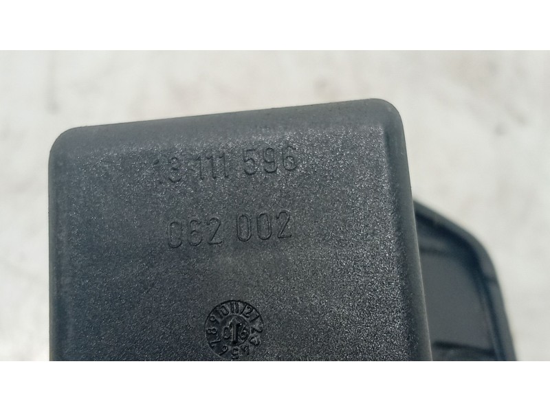 Recambio de tapa combustible para opel astra h (a04) 1.9 cdti 16v (l48) referencia OEM IAM   