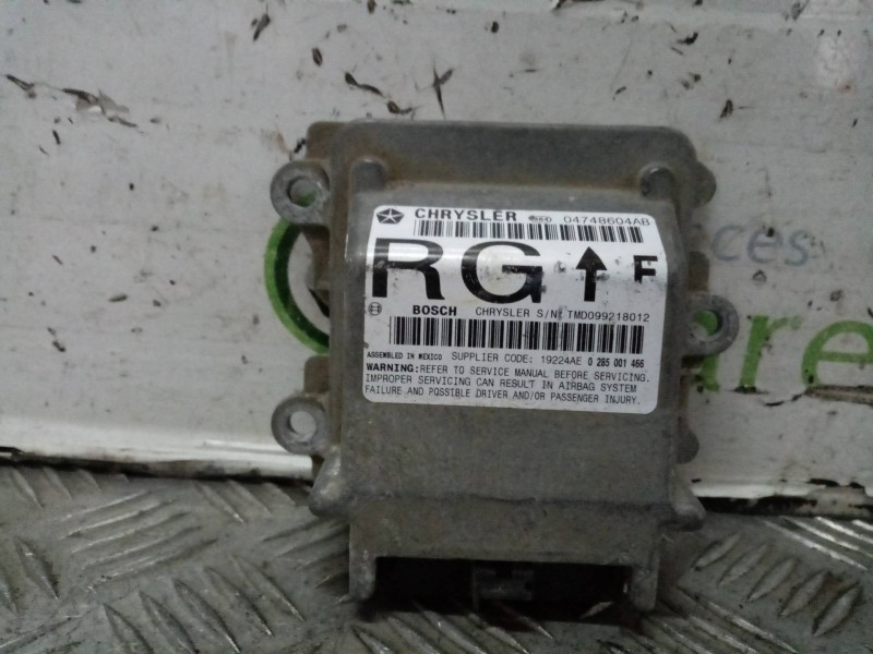 Recambio de centralita airbag para chrysler voyager (rg) 2.5 crd cat   |   0.01 - 0.08 | 2001 - 2008 | 143 cv / 105 kw referenci Recambio de centralita airbag para chrysler voyager (rg) 2.5 crd cat   |   0.01 - 0.08 | 2001 - 2008 | 143 cv / 105 kw referenci