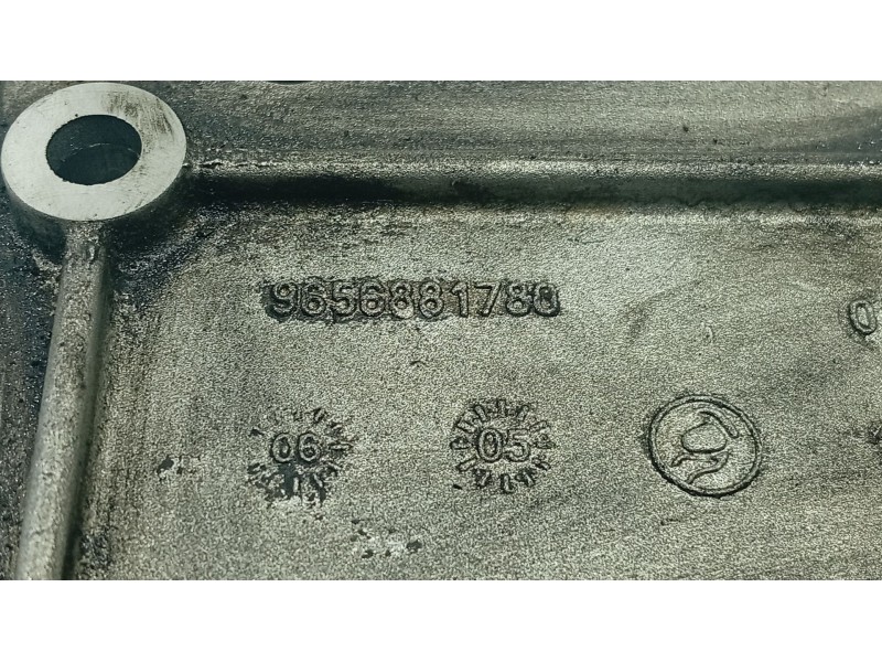 Recambio de soporte para citroën c4 i (lc_) 1.4 16v referencia OEM IAM   