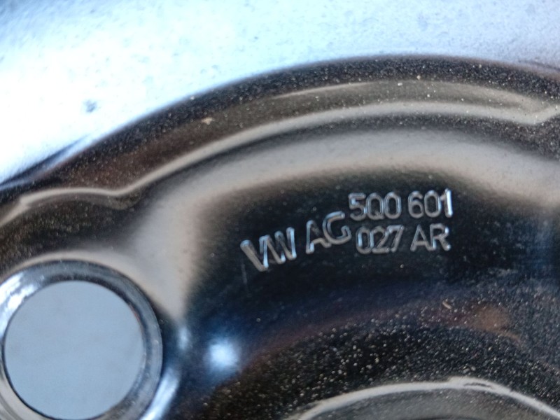 Recambio de rueda para seat leon (5f1) 1.6 tdi referencia OEM IAM   