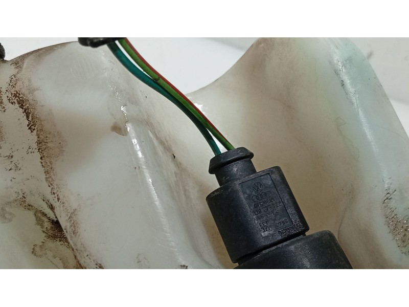 Recambio de deposito limpia para volkswagen new beetle (9c1/1c1) referencia OEM IAM   