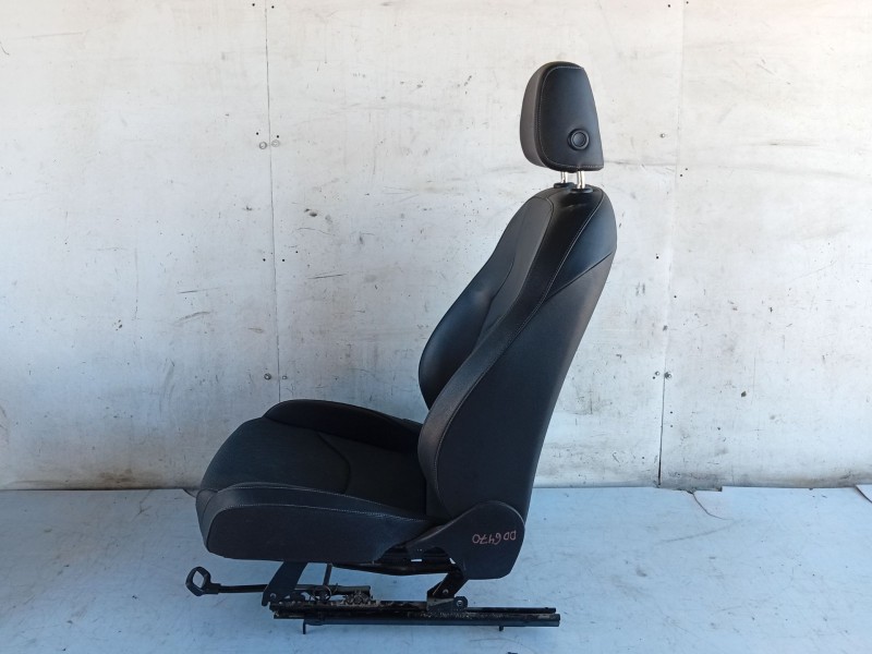 Recambio de asiento delantero derecho para seat leon (5f1) 1.6 tdi referencia OEM IAM   