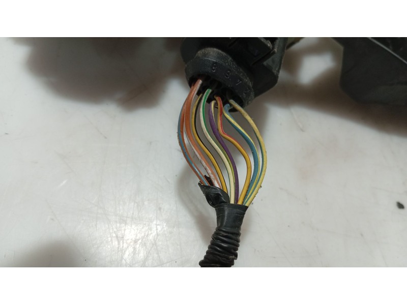 Recambio de cerradura puerta delantera izquierda para volkswagen new beetle (9c1/1c1) referencia OEM IAM   