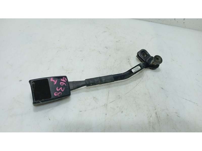 Recambio de anclaje cinturon delantero izquierdo para volkswagen new beetle (9c1/1c1) referencia OEM IAM   