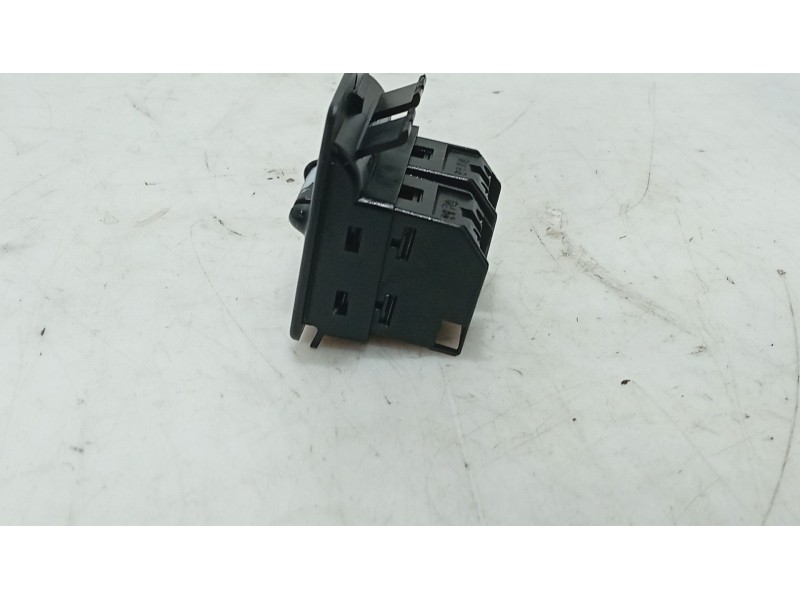 Recambio de mando elevalunas delantero izquierdo para volkswagen new beetle (9c1/1c1) referencia OEM IAM   