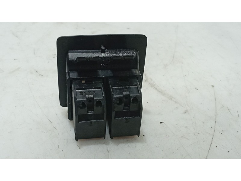 Recambio de mando elevalunas delantero izquierdo para volkswagen new beetle (9c1/1c1) referencia OEM IAM   