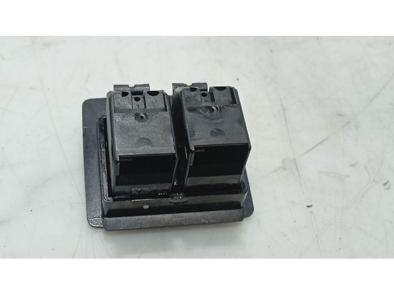 Recambio de mando elevalunas delantero izquierdo para volkswagen new beetle (9c1/1c1) referencia OEM IAM   