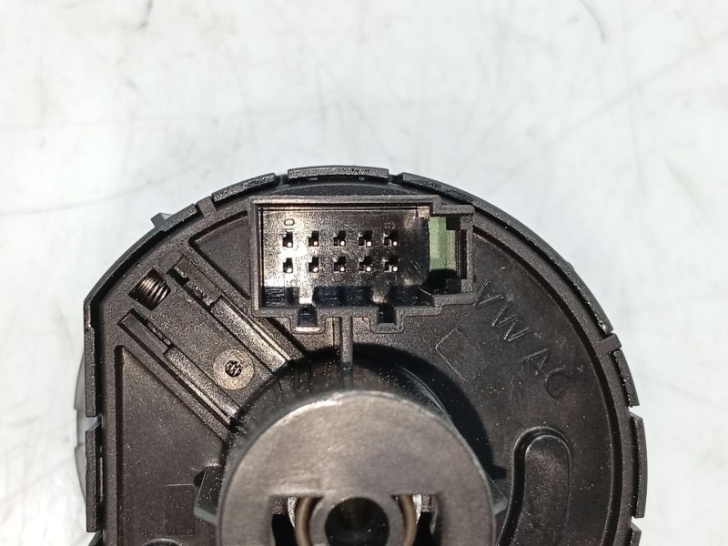 Recambio de mando luces para seat leon (5f1) 1.6 tdi referencia OEM IAM   