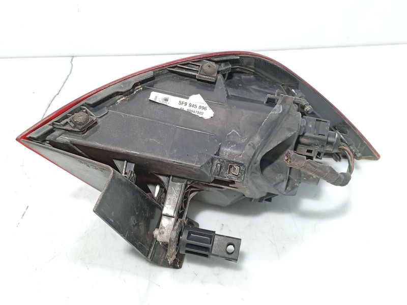 Recambio de piloto trasero derecho para seat leon (5f1) 1.6 tdi referencia OEM IAM 5F9945096  