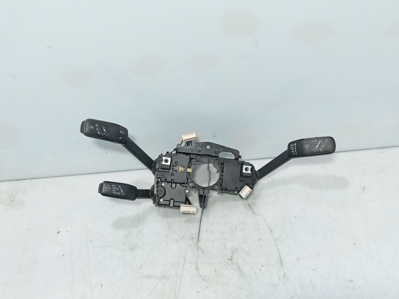 Recambio de mando volante para seat leon (5f1) 1.6 tdi referencia OEM IAM   