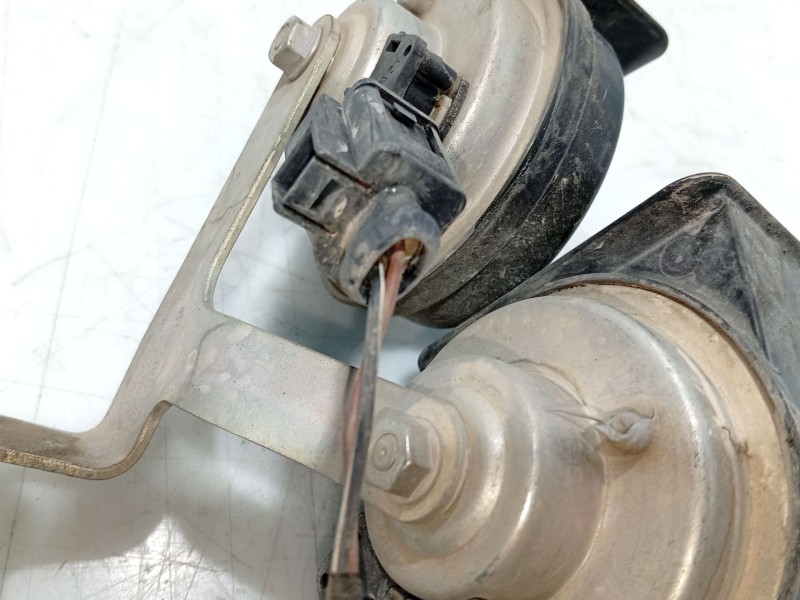 Recambio de claxon para seat leon (5f1) 1.6 tdi referencia OEM IAM 5C0951223C  