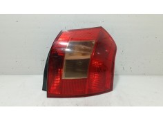 Recambio de piloto trasero derecho para toyota corolla (_e12_) 2.0 d-4d (cde120r_, cde120l_) referencia OEM IAM 8155102150 / VER