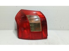 Recambio de piloto trasero izquierdo para toyota corolla (_e12_) 2.0 d-4d (cde120r_, cde120l_) referencia OEM IAM 8156102150 / V 2