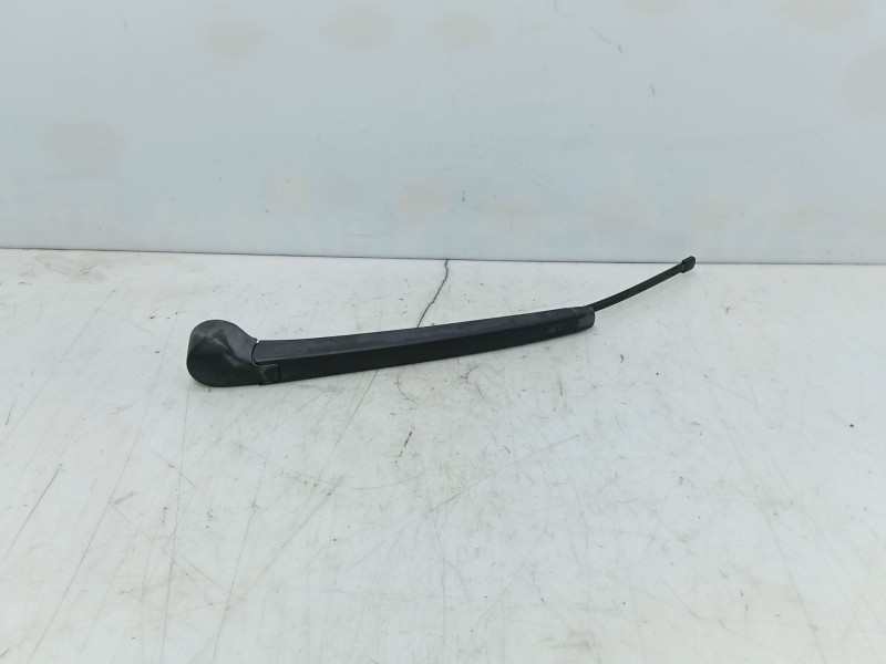 Recambio de brazo limpia trasero para seat leon (5f1) 1.6 tdi referencia OEM IAM 5F3955707  