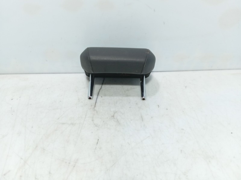 Recambio de reposacabezas trasero central para seat leon (5f1) 1.6 tdi referencia OEM IAM 5F0885902GZS7  