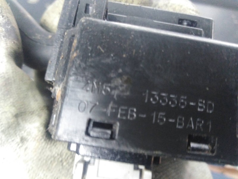 Recambio de mando intermitentes para ford focus berlina (cap) trend   |   03.05 - 12.07 | 2005 - 2007 | 116 cv / 85 kw referenci