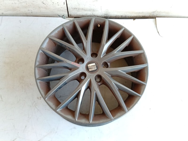Recambio de llanta para seat leon (5f1) 1.6 tdi referencia OEM IAM   