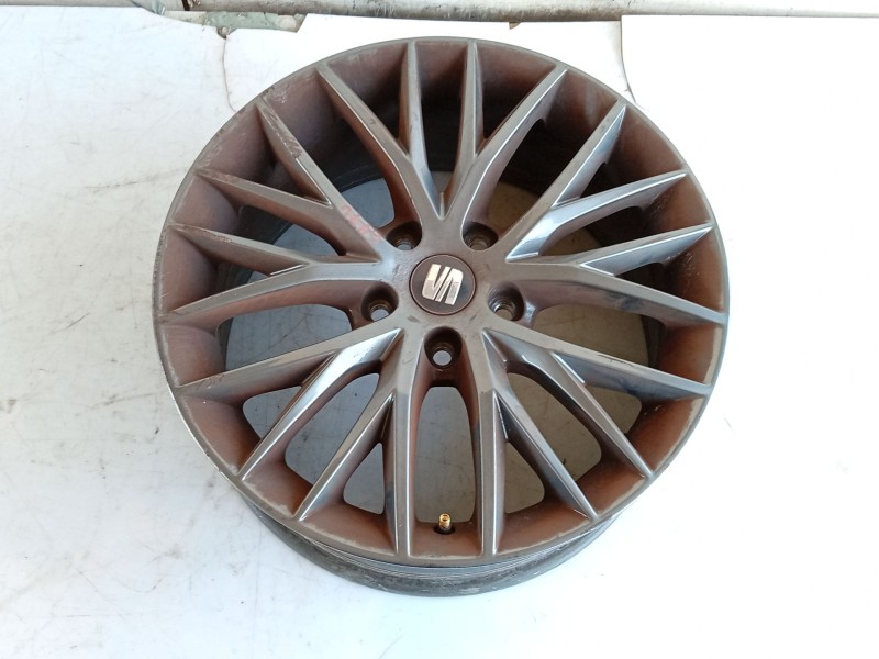 Recambio de llanta para seat leon (5f1) 1.6 tdi referencia OEM IAM   