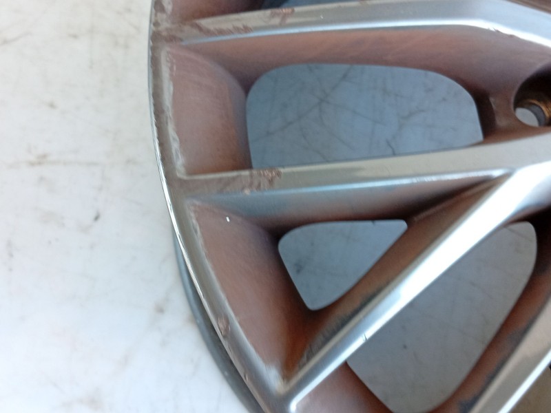 Recambio de llanta para seat leon (5f1) 1.6 tdi referencia OEM IAM   