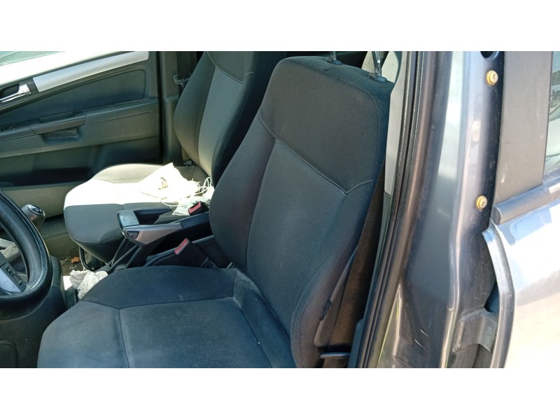 opel zafira / zafira family b (a05) del año 2006