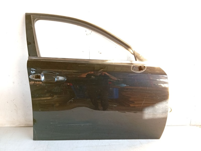 Recambio de puerta delantera derecha para lexus is ii (_e2_) 220d (ale20) referencia OEM IAM   