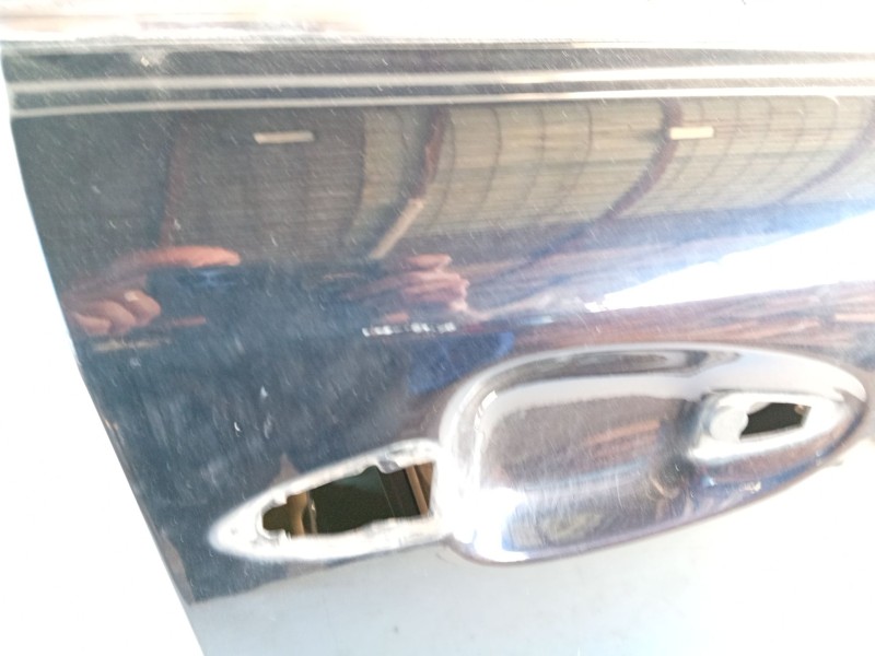 Recambio de puerta delantera derecha para lexus is ii (_e2_) 220d (ale20) referencia OEM IAM   
