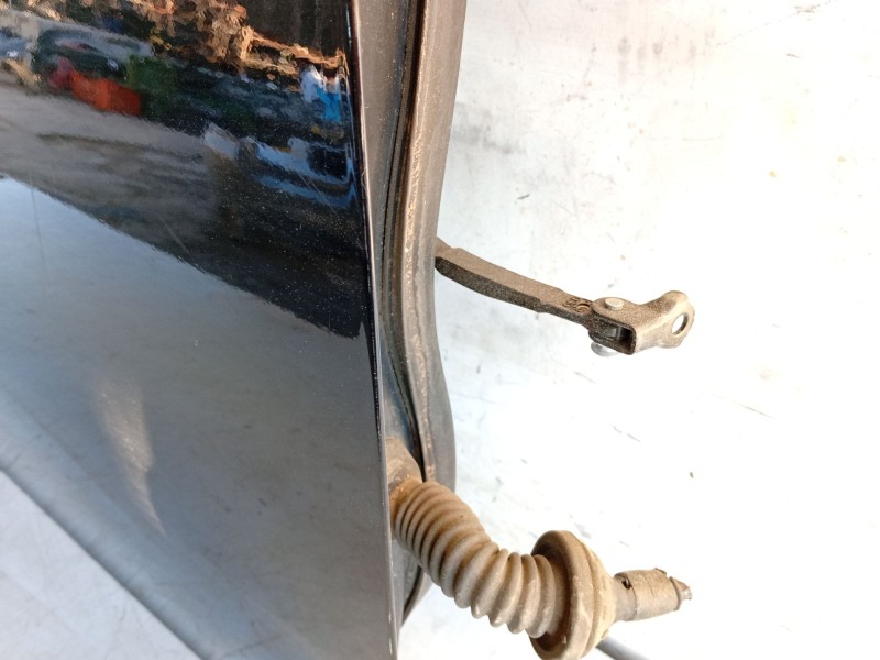 Recambio de puerta delantera derecha para lexus is ii (_e2_) 220d (ale20) referencia OEM IAM   