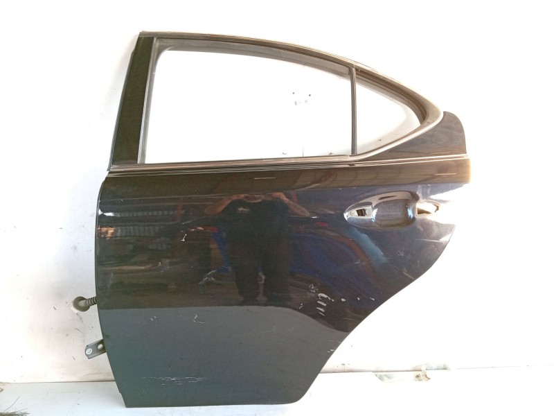 Recambio de puerta trasera izquierda para lexus is ii (_e2_) 220d (ale20) referencia OEM IAM   