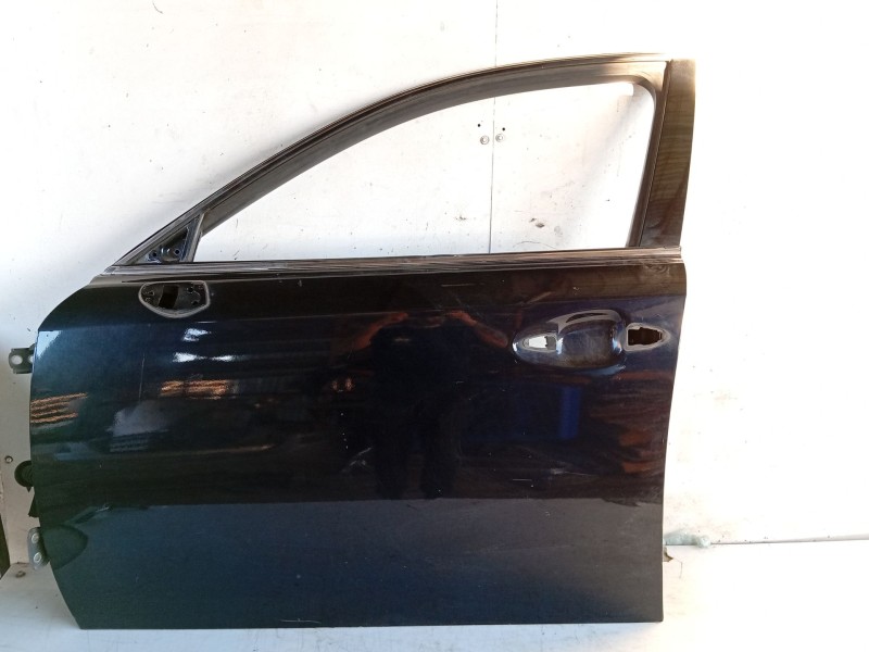 Recambio de puerta delantera izquierda para lexus is ii (_e2_) 220d (ale20) referencia OEM IAM   
