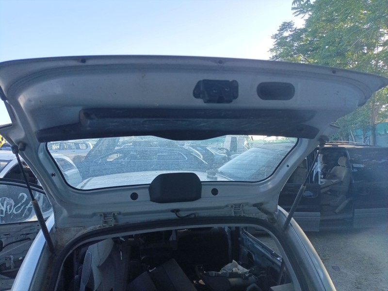 Recambio de porton trasero para hyundai getz (tb) 1.1 referencia OEM IAM 737001C210  