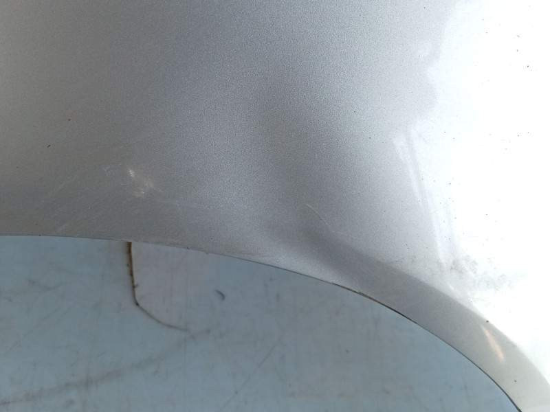 Recambio de aleta delantera derecha para hyundai getz (tb) 1.1 referencia OEM IAM 663211C600  