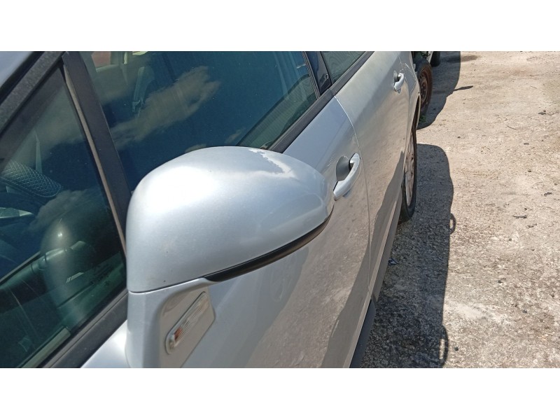 citroën c4 i sedán del año 2009